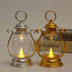 1pc Creative Atmosphere Decoration, New Vintage-Style LED Candle Lamp Handheld Camping/Hiking Oil Lamp, Gift Oil Lamp, Small Table Lamp Multicolor